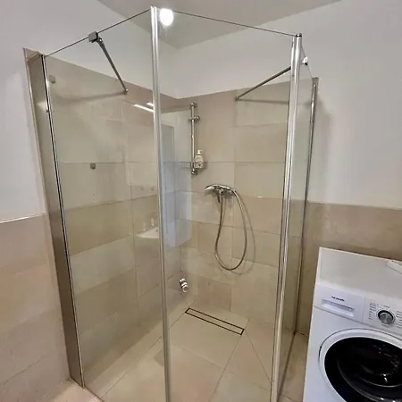 Modern Spacious With Free Parking * Gerasdorf bei Wien