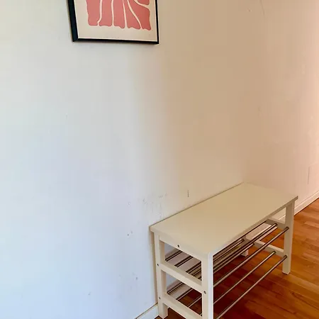 Appartement Modern Spacious With Free Parking Gerasdorf bei Wien
