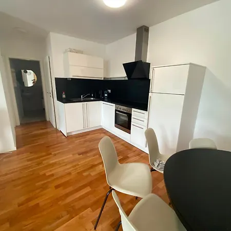 Apartament Modern Spacious With Free Parking Gerasdorf bei Wien