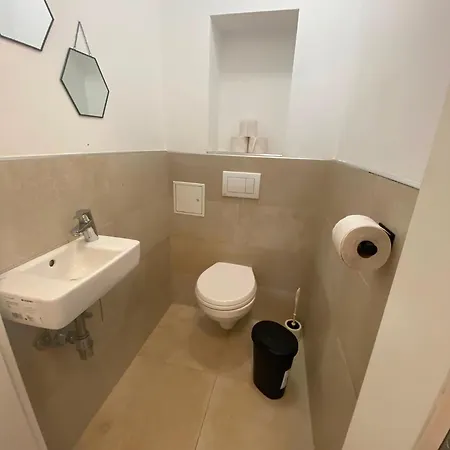 Apartament Modern Spacious With Free Parking